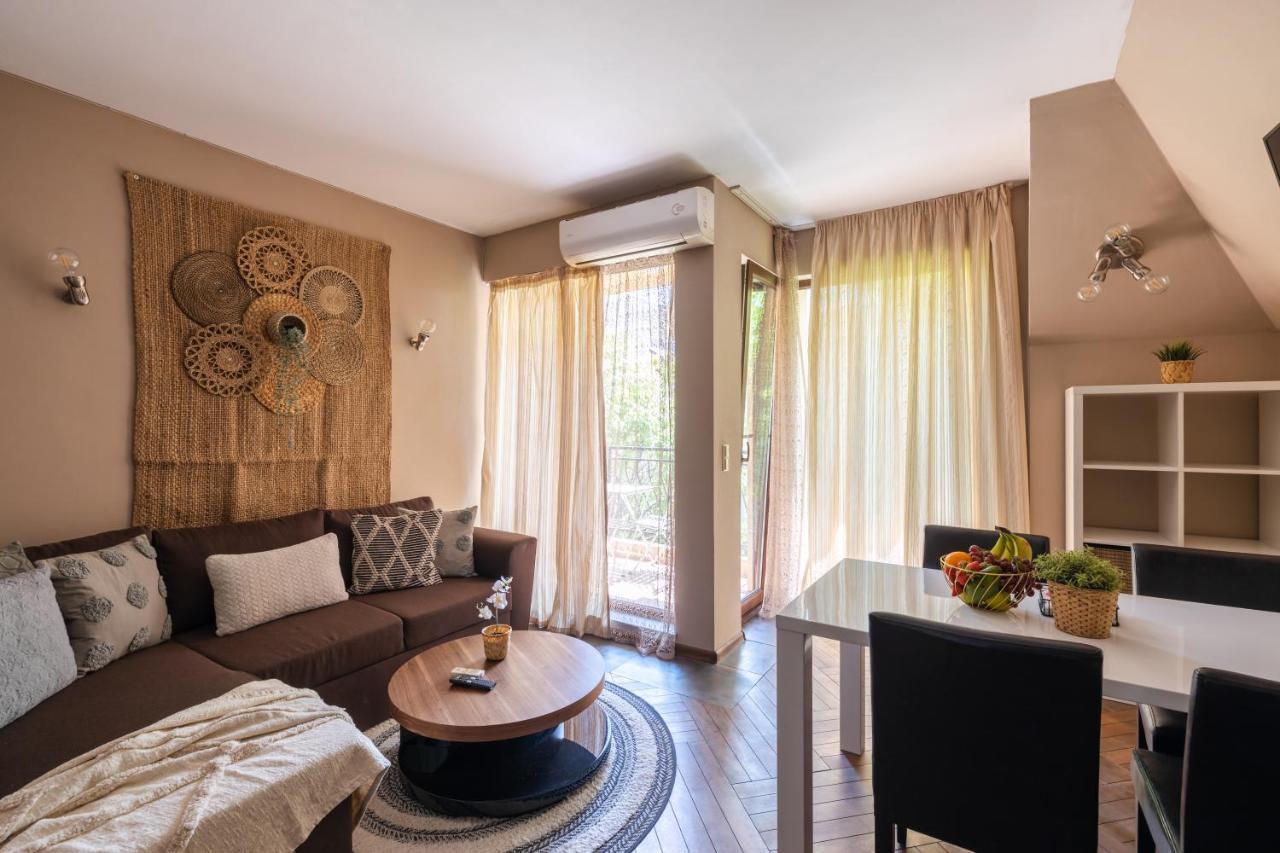 Quiet & Modern Maisonette Warna Exterior foto